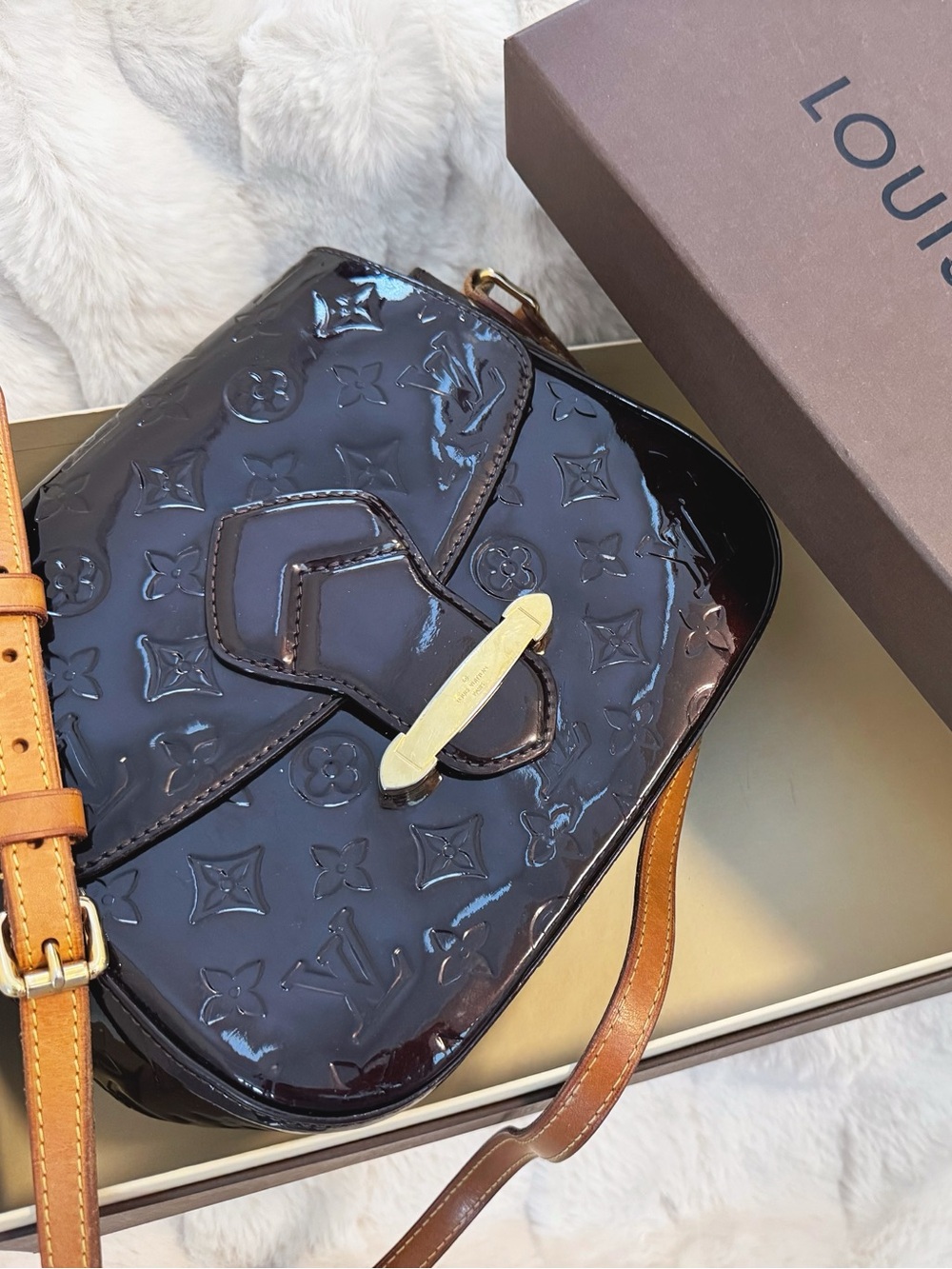 Louis Vuitton Vernis Bellflower Bag